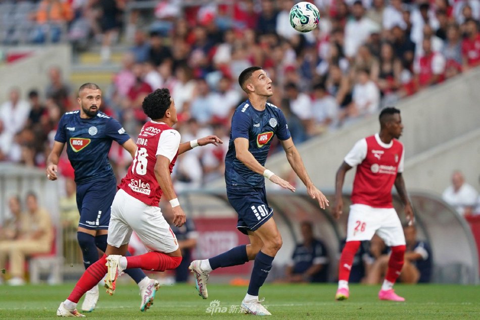 跨文化背景 跨文化背景